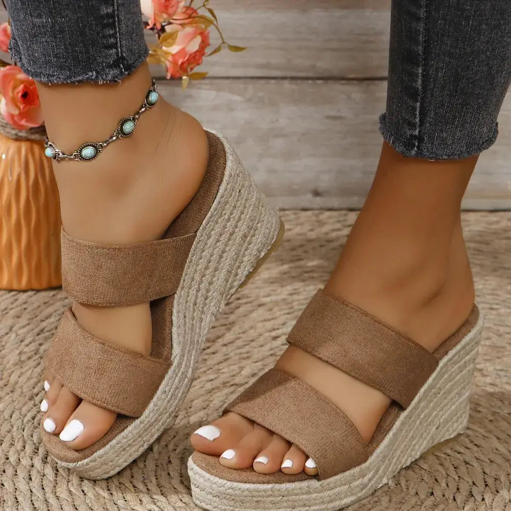 Open toe platform wedge sandals in brown with a stylish design, perfect for summer outings.