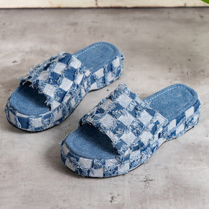 Stylish plaid platform sandals with a chic blue checkered pattern and comfortable EVA sole, perfect for casual or trendy looks.
