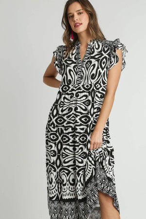 Umgee Plus Size Two-Tone Midi Dress with Ruffle Cap Sleeves and striking black and white border print.