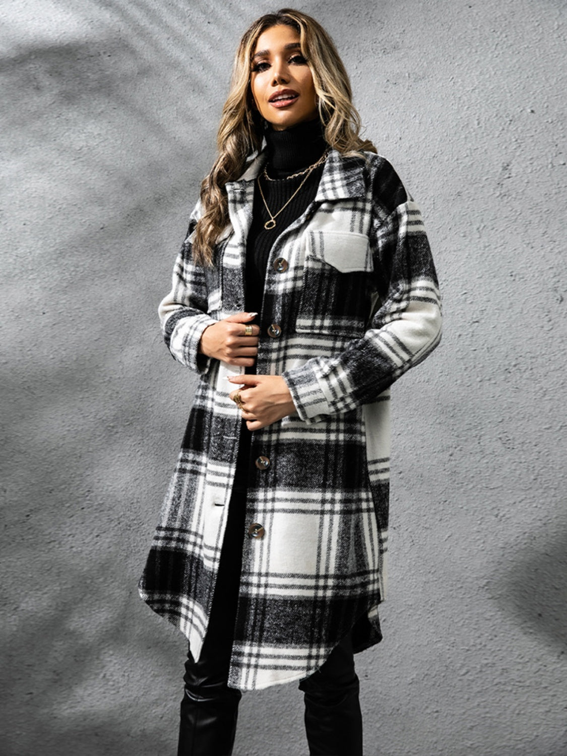 Trendy plaid coat with collar for women